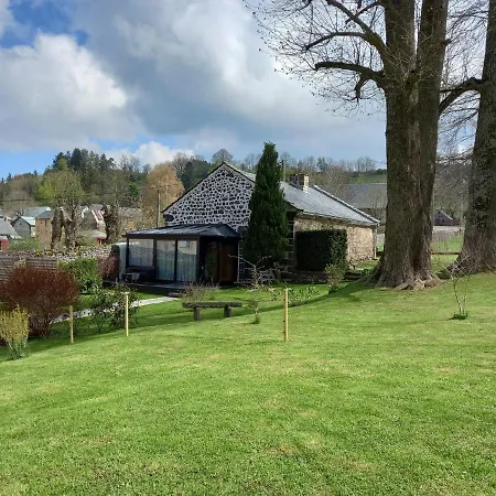 Дом отдыха Les Gites De Recoleine Nebouzat