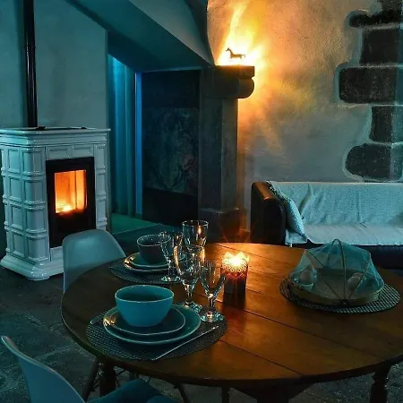 Les Gites De Recoleine * Nébouzat