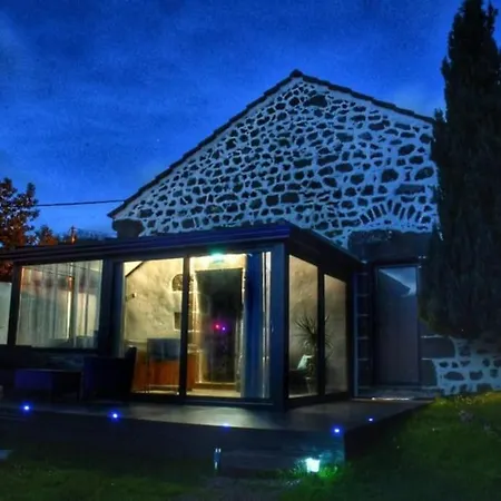 Les Gites De Recoleine Holiday home *